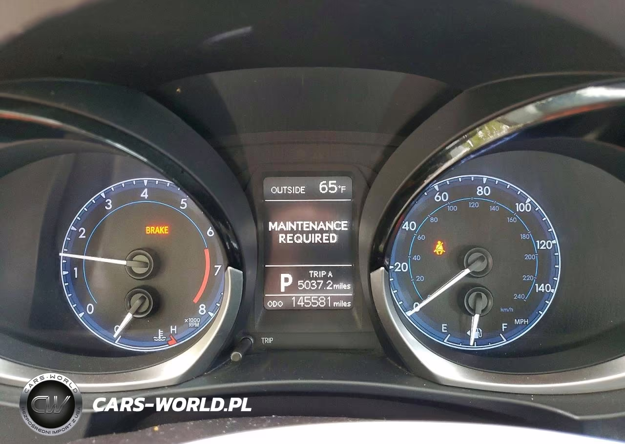 2016 Toyota Corolla S Plus VIN:2T1BURHE0GC607047 - 9