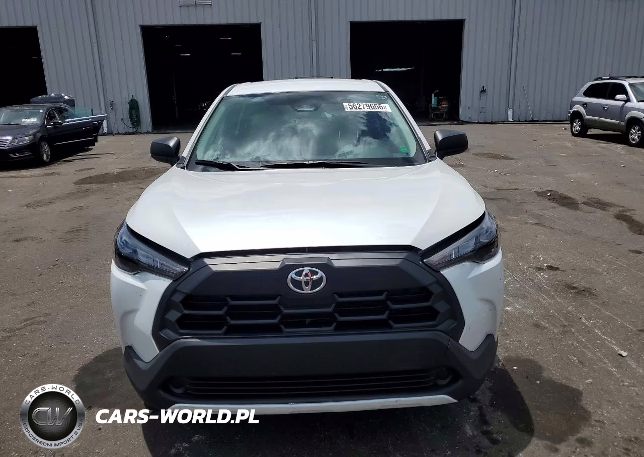 2026 Toyota Corolla Cross L VIN:7MUAAAAG8TV183402 - 5