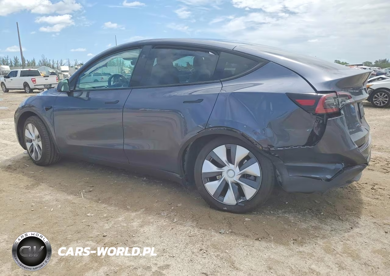 2023 Tesla Model Y VIN:7SAYGDEE7PA178199 - 2