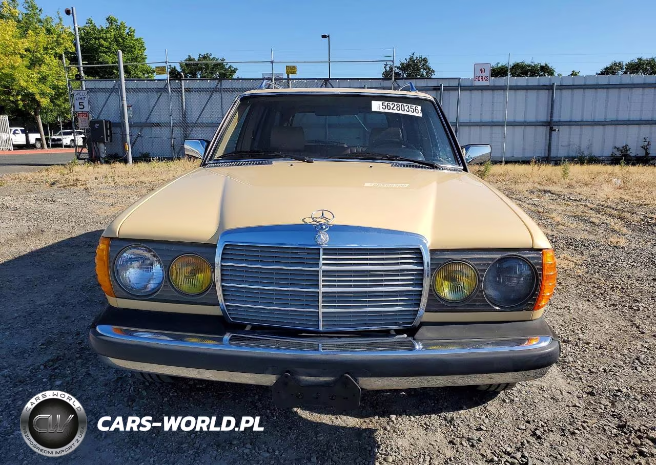 1981 Mercedes-Benz 300 Td VIN:WDBAB93A5BN005481 - 5