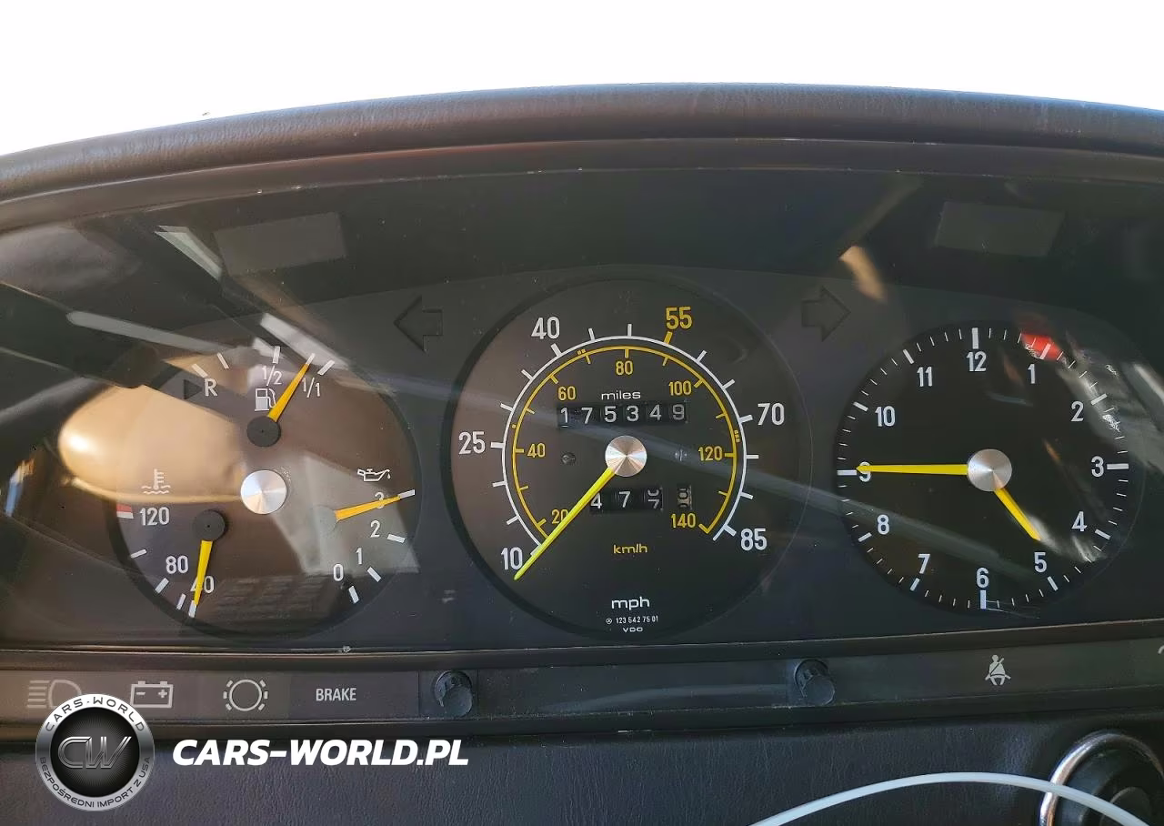 1981 Mercedes-Benz 300 Td VIN:WDBAB93A5BN005481 - 9
