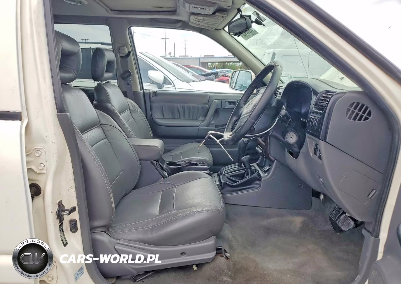 1999 Isuzu Rodeo VIN:UES73FW4106291 - 7