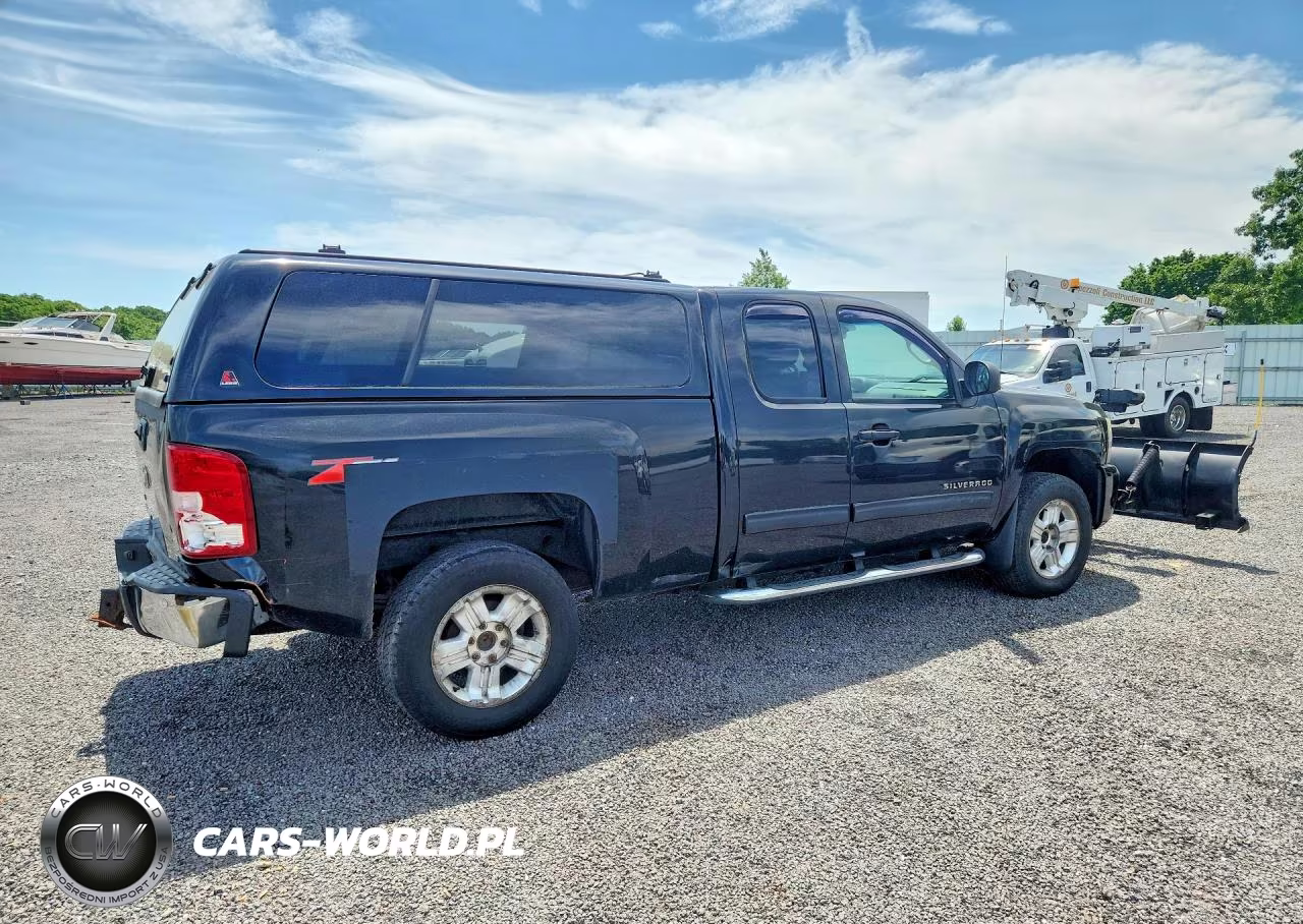 2011 Chevrolet Silverado K1500 Lt VIN:1GCRKSE31BZ284558 - 3