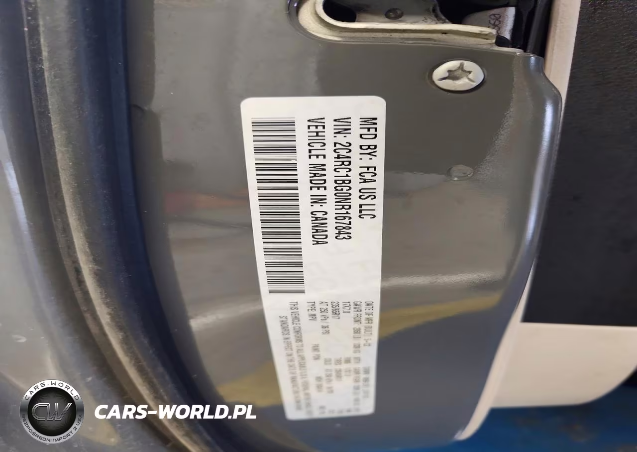 2022 Chrysler Pacifica Touring L VIN:2C4RC1BG0NR167843 - 13
