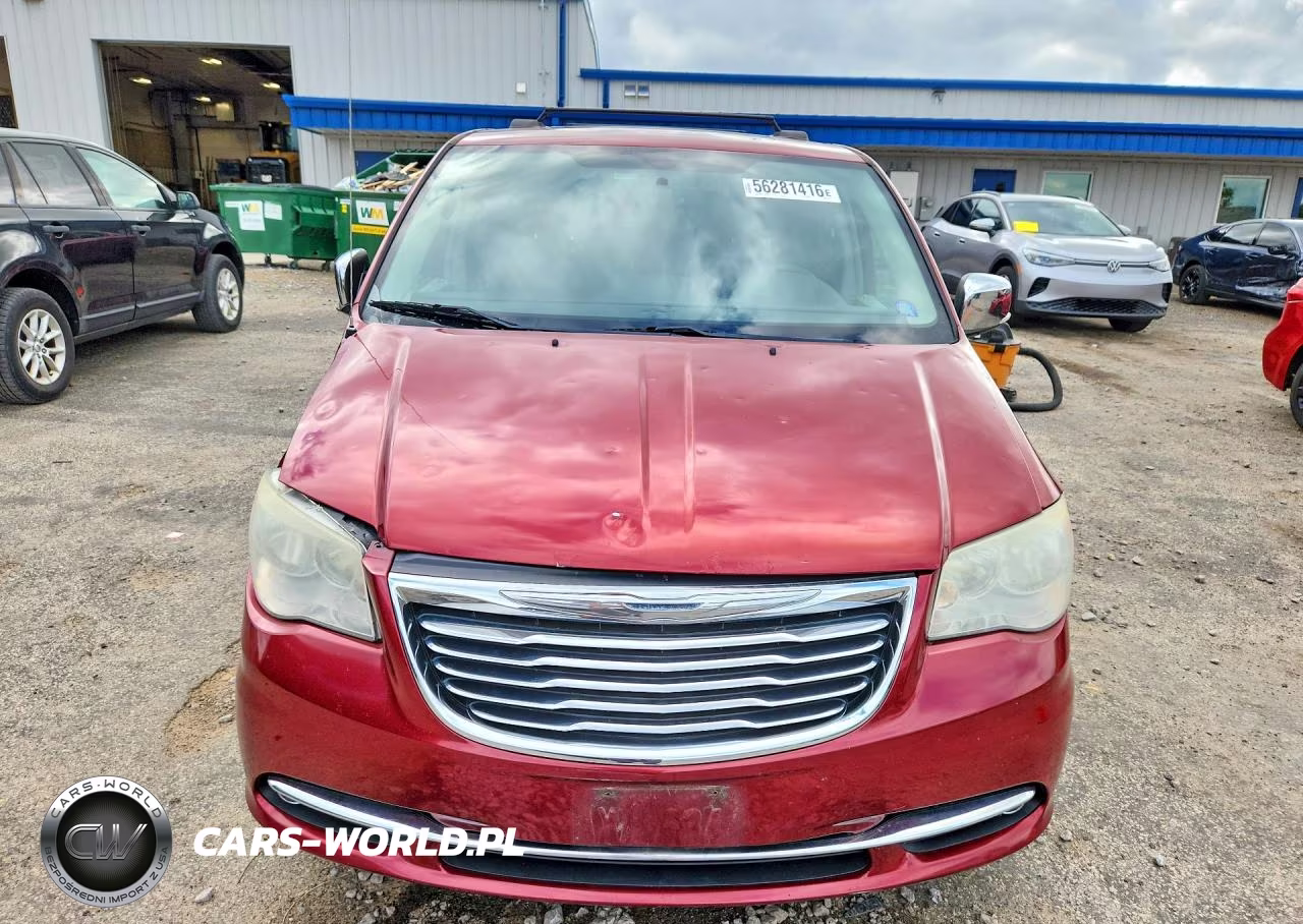 2011 Chrysler Town & Country Touring L VIN:2A4RR8DG1BR703774 - 5