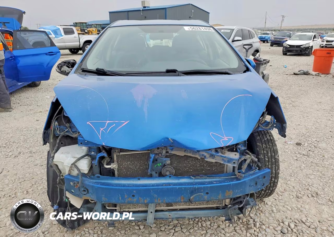 2014 Toyota Prius C Two VIN:JTDKDTB30E1072677 - 5