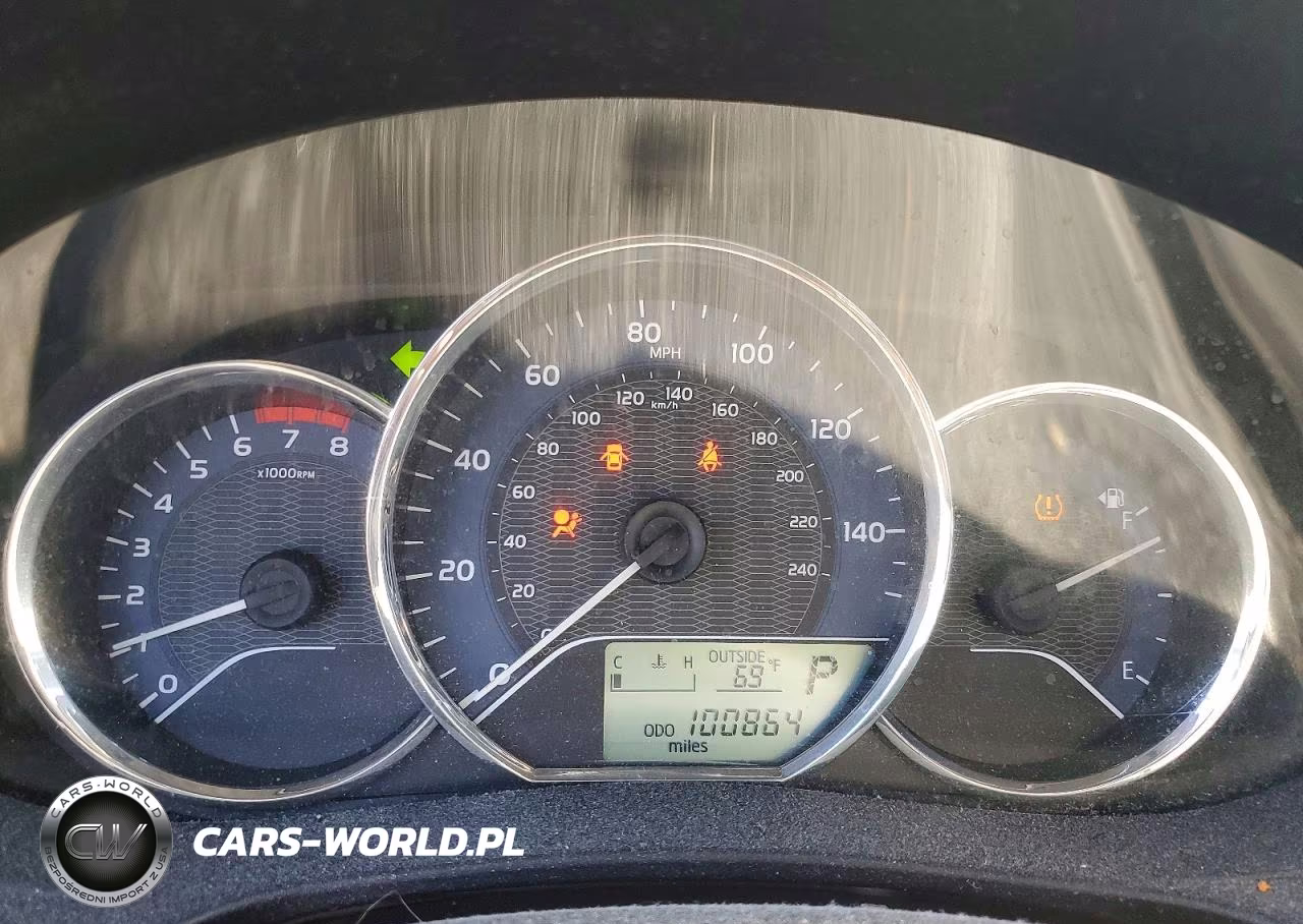2015 Toyota Corolla Le VIN:2T1BURHE2FC403073 - 9