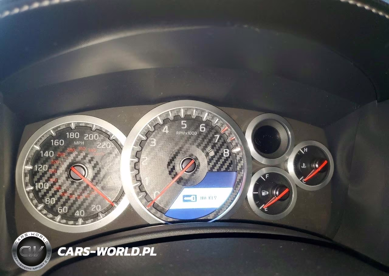 2015 Nissan Gt-R Premium VIN:JN1AR5EF0FM280303 - 9