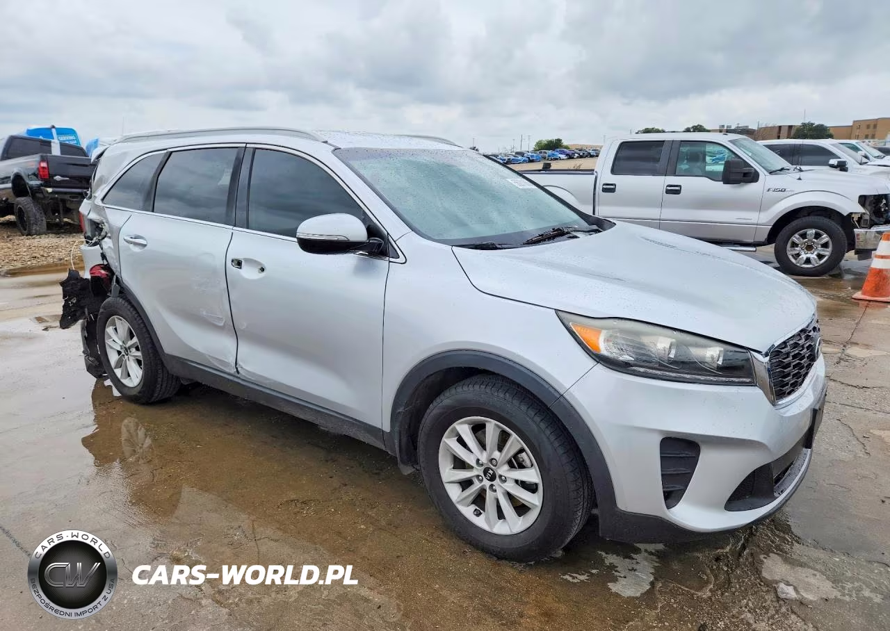 2019 Kia Sorento Lx V6 VIN:5XYPG4A5XKG534048 - 4