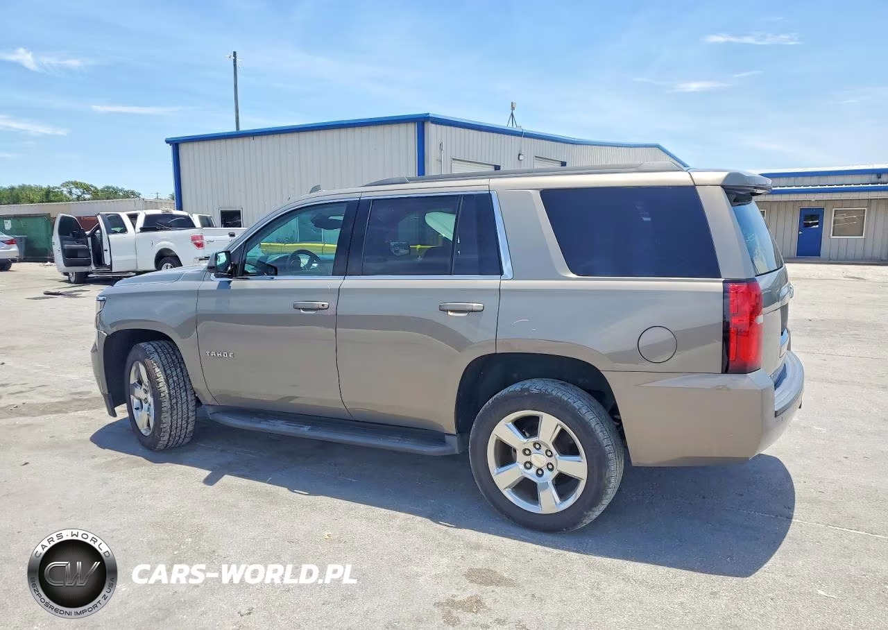2017 Chevrolet Tahoe C1500 Ls VIN:1GNSCAKC9HR310644 - 2