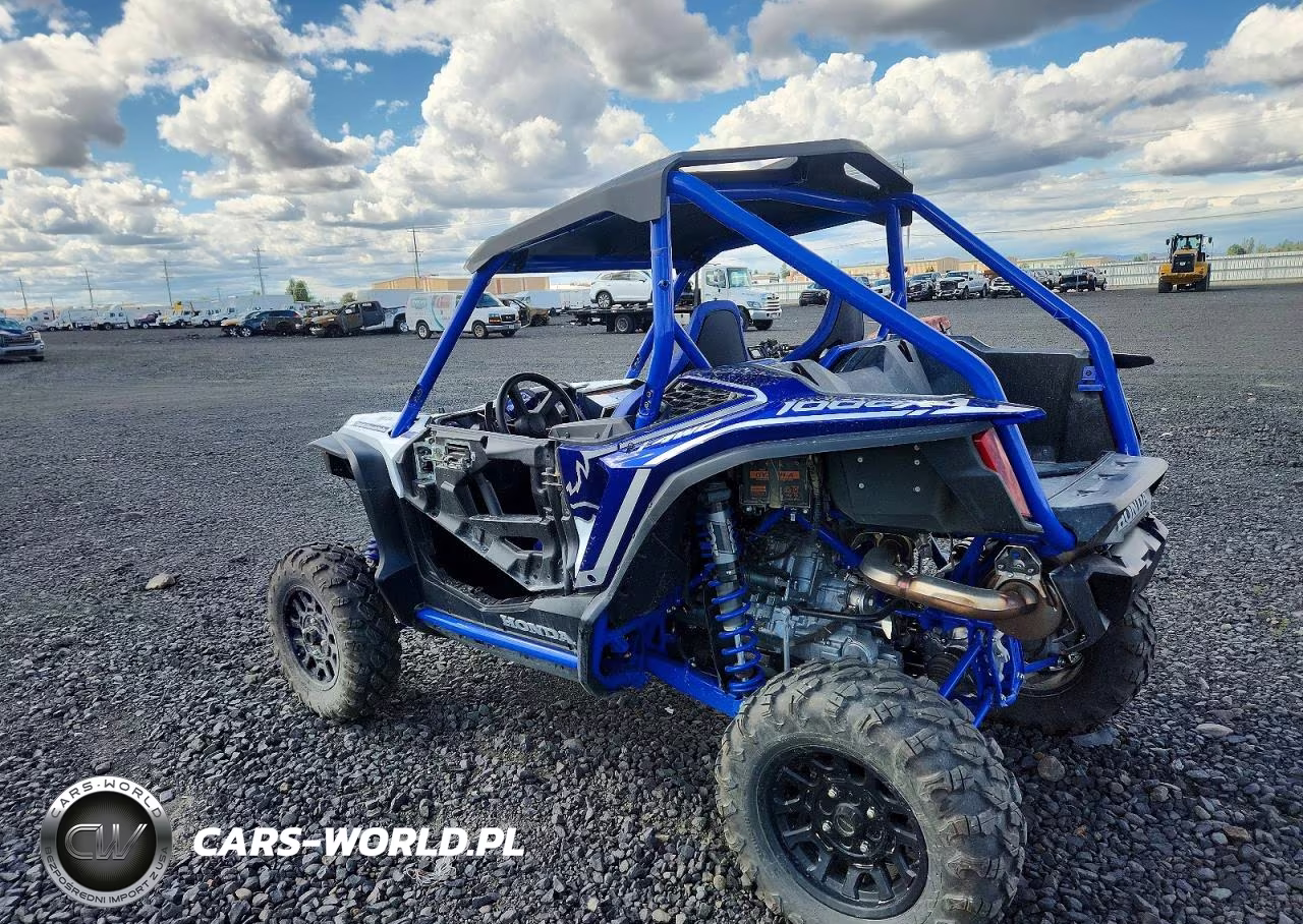 2021 Honda Sxs1000S Utility Vehicle VIN:1HFVE0592M4200493 - 3