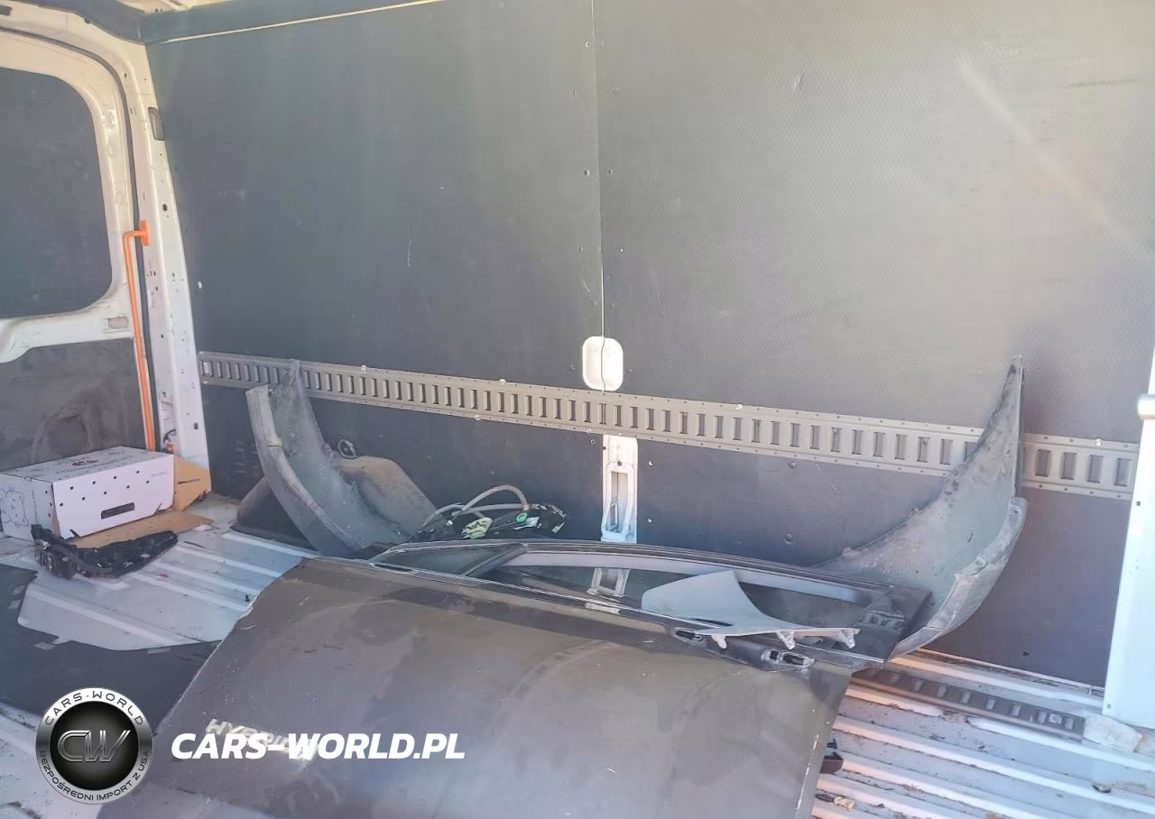 2019 Ford Transit T-150 VIN:1FTYE2CM9KKB35807 - 11
