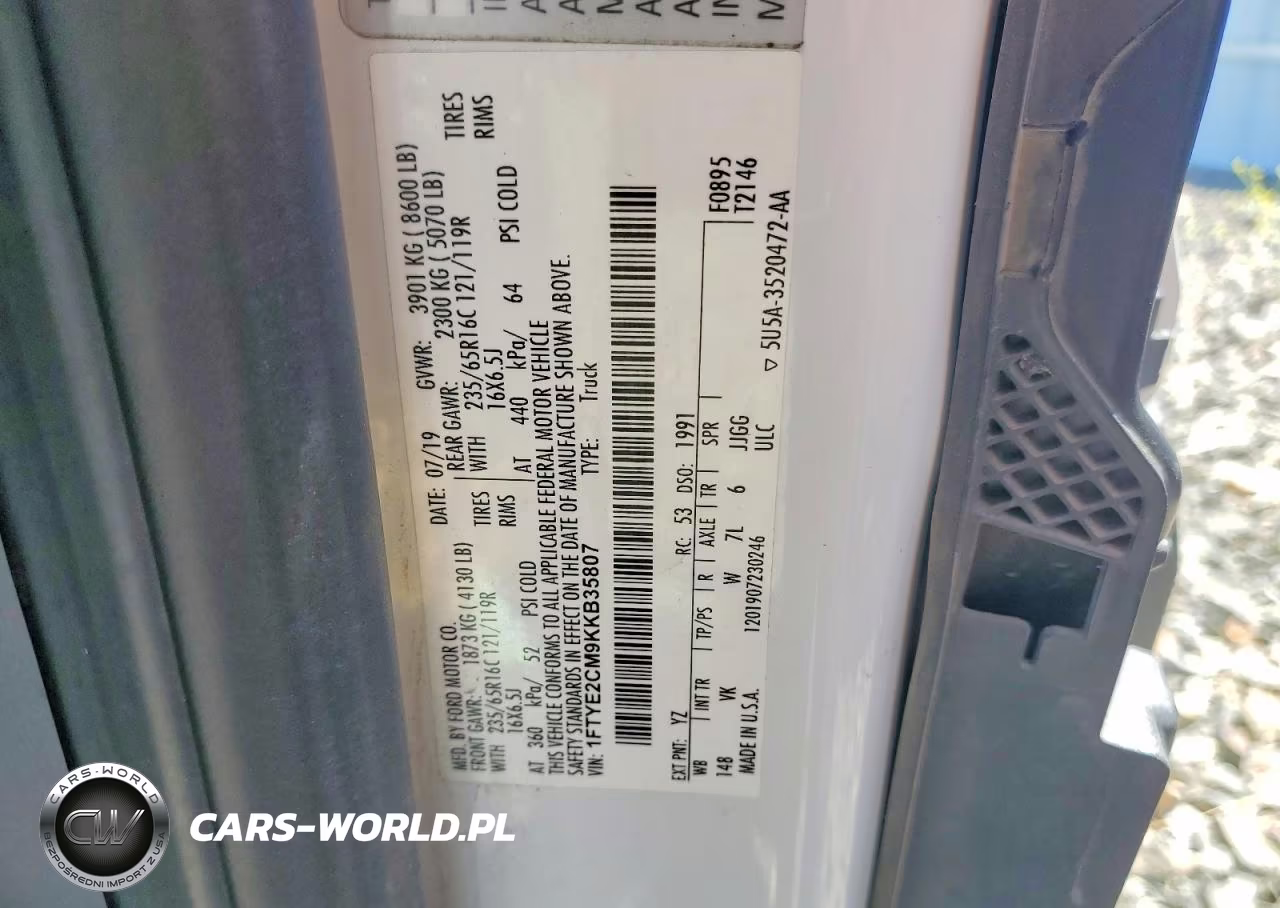 2019 Ford Transit T-150 VIN:1FTYE2CM9KKB35807 - 13