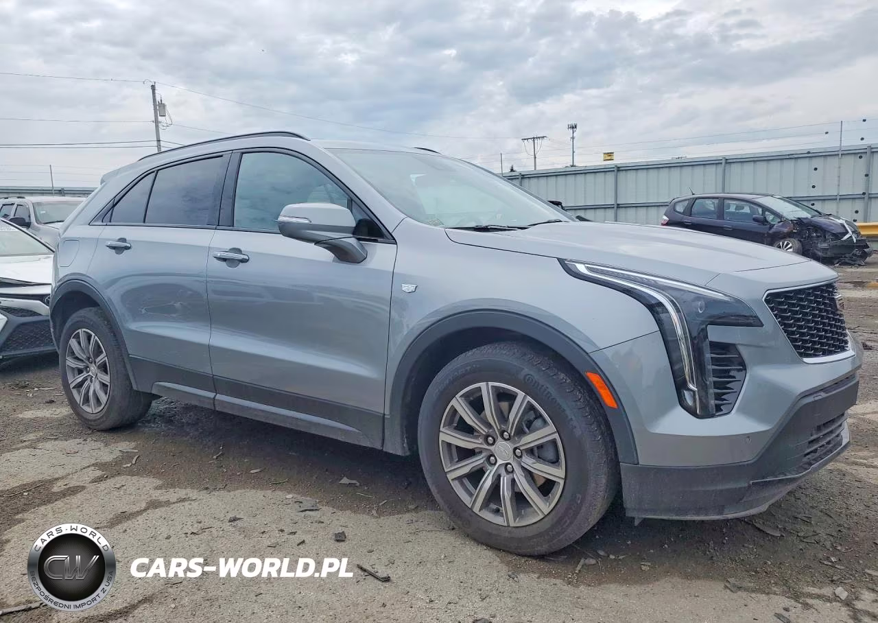2023 Cadillac Xt4 Sport VIN:1GYFZFR4XPF170179 - 4