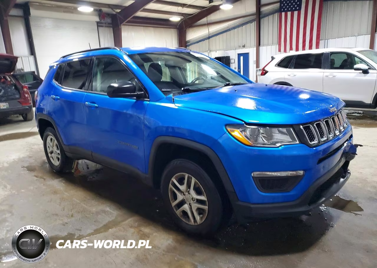 2018 Jeep Compass Sport VIN:3C4NJDAB4JT457277 - 4