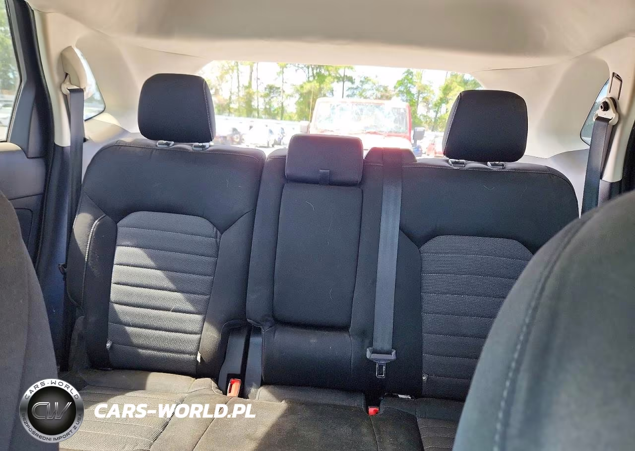 2016 Ford Edge Se VIN:2FMPK3G96GBC29995 - 10