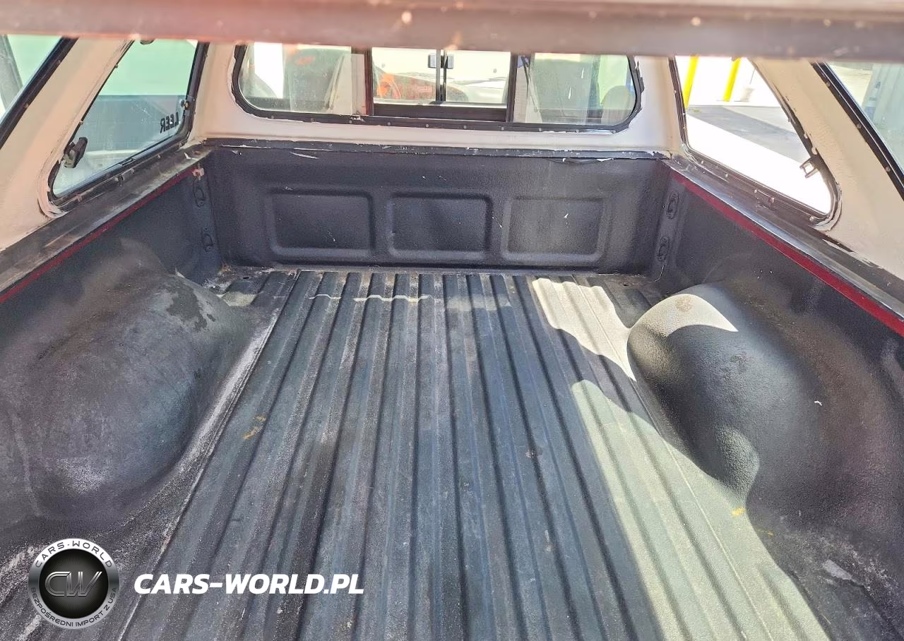 1990 Toyota Pickup Deluxe VIN:JT4RN01P7L7033125 - 10