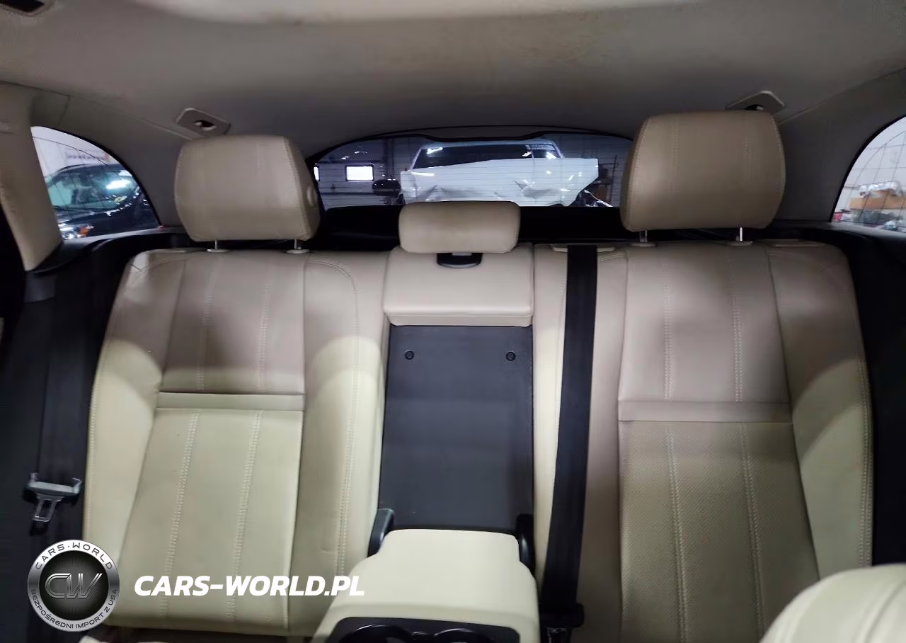 2018 Land Rover Range Rover Velar S VIN:SALYB2RX5JA742150 - 10