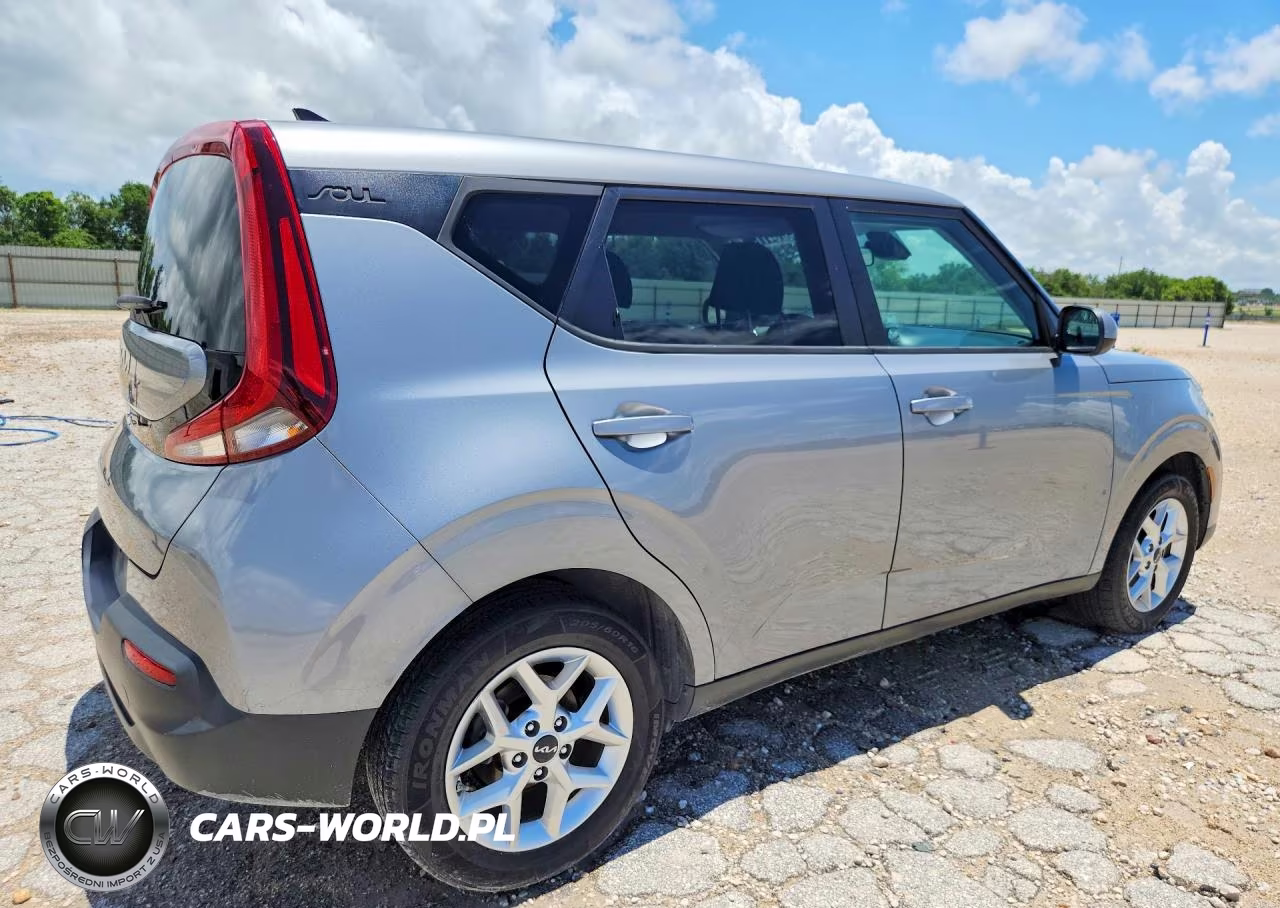 2022 Kia Soul Lx VIN:KNDJ23AU6N7806148 - 3