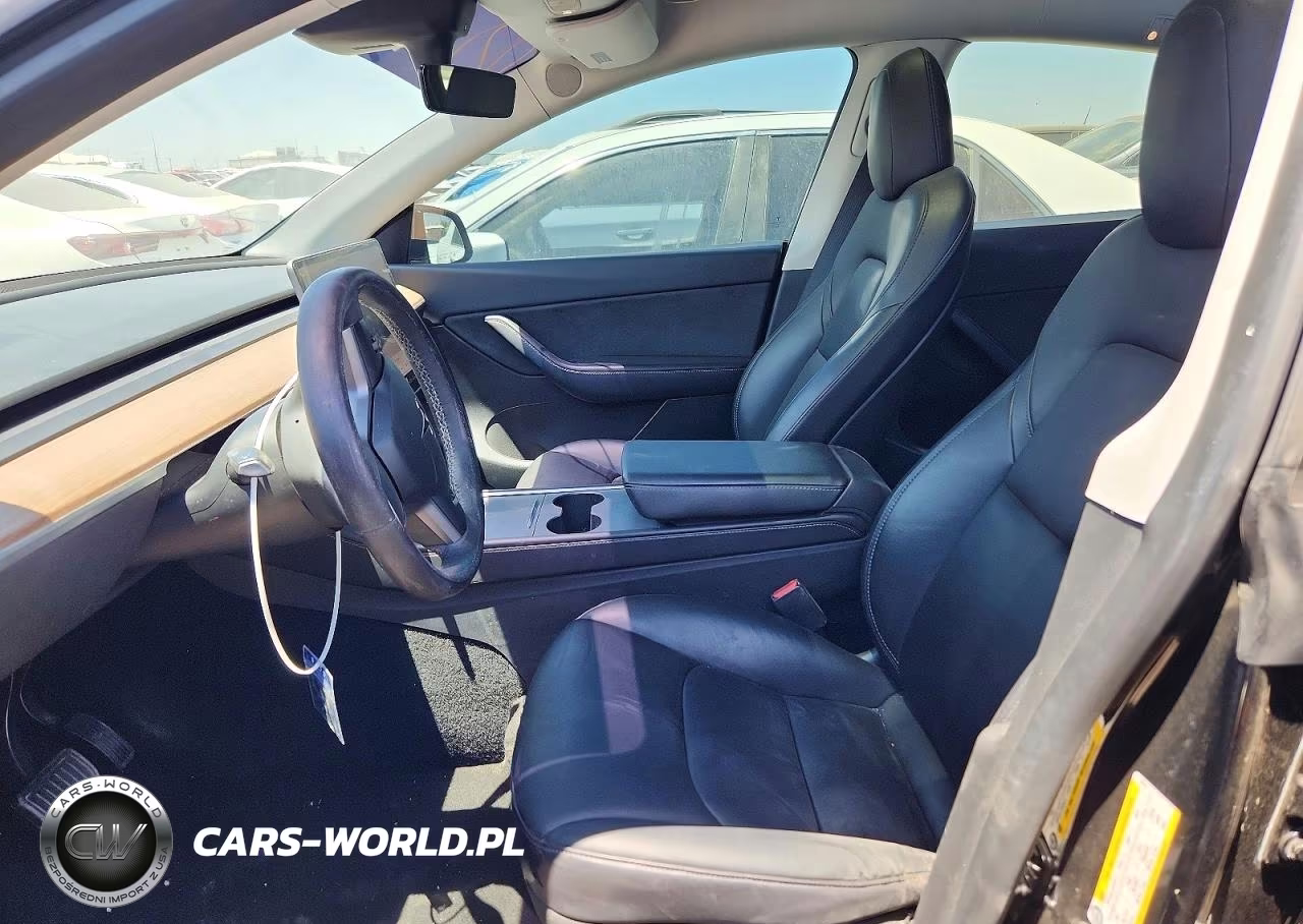 2022 Tesla Model Y VIN:7SAYGDEEXNF369616 - 7