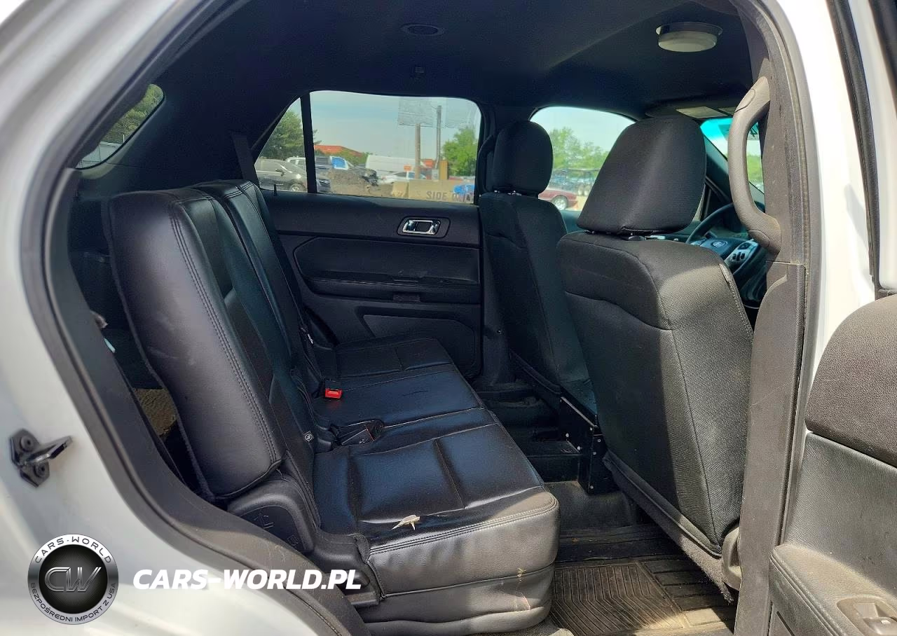 2015 Ford Explorer Police Interceptor VIN:1FM5K8AR5FGC68601 - 11