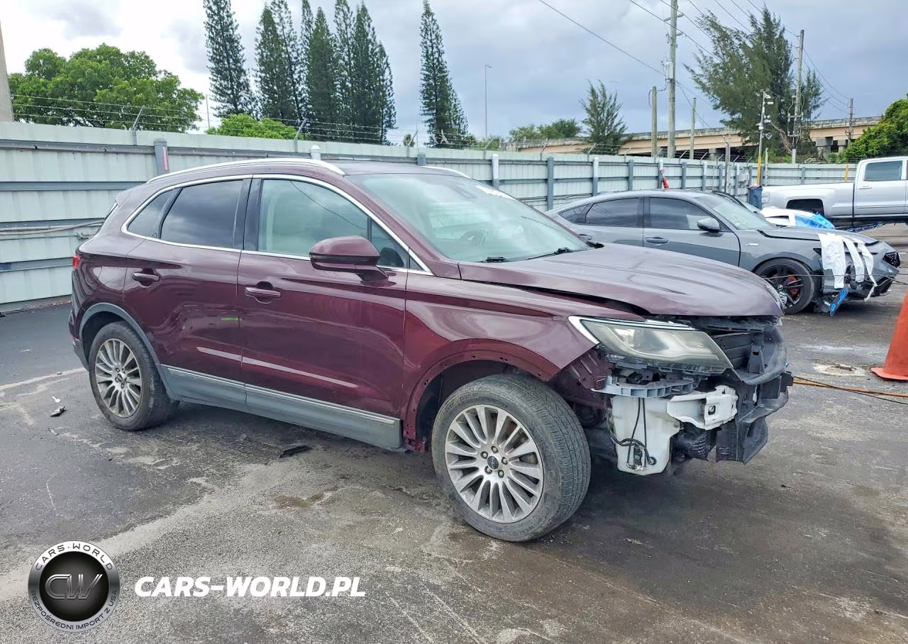 2017 Lincoln Mkc Reserve VIN:5LMCJ3D99HUL54620 - 4