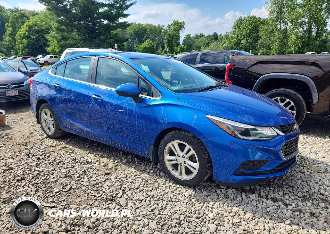 2017 Chevrolet Cruze Lt VIN:3G1BE5SMXHS559768 - 4