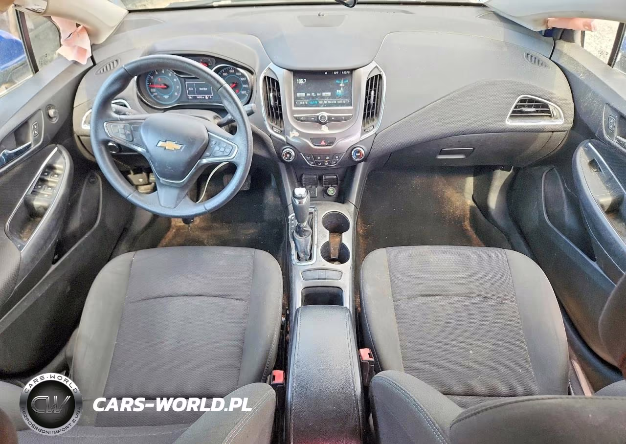 2017 Chevrolet Cruze Lt VIN:3G1BE5SMXHS559768 - 8