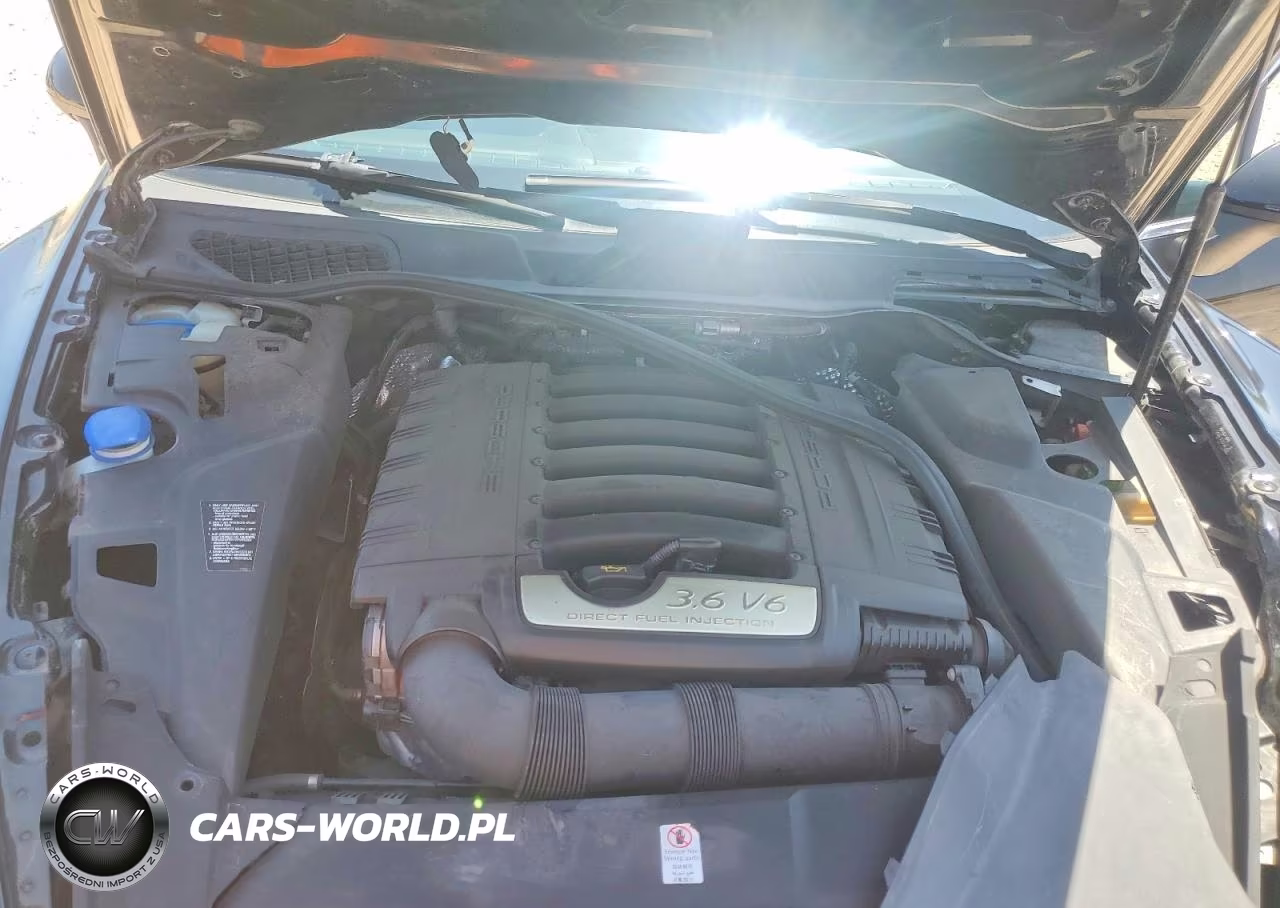 2012 Porsche Cayenne VIN:WP1AA2A22CLA07806 - 12