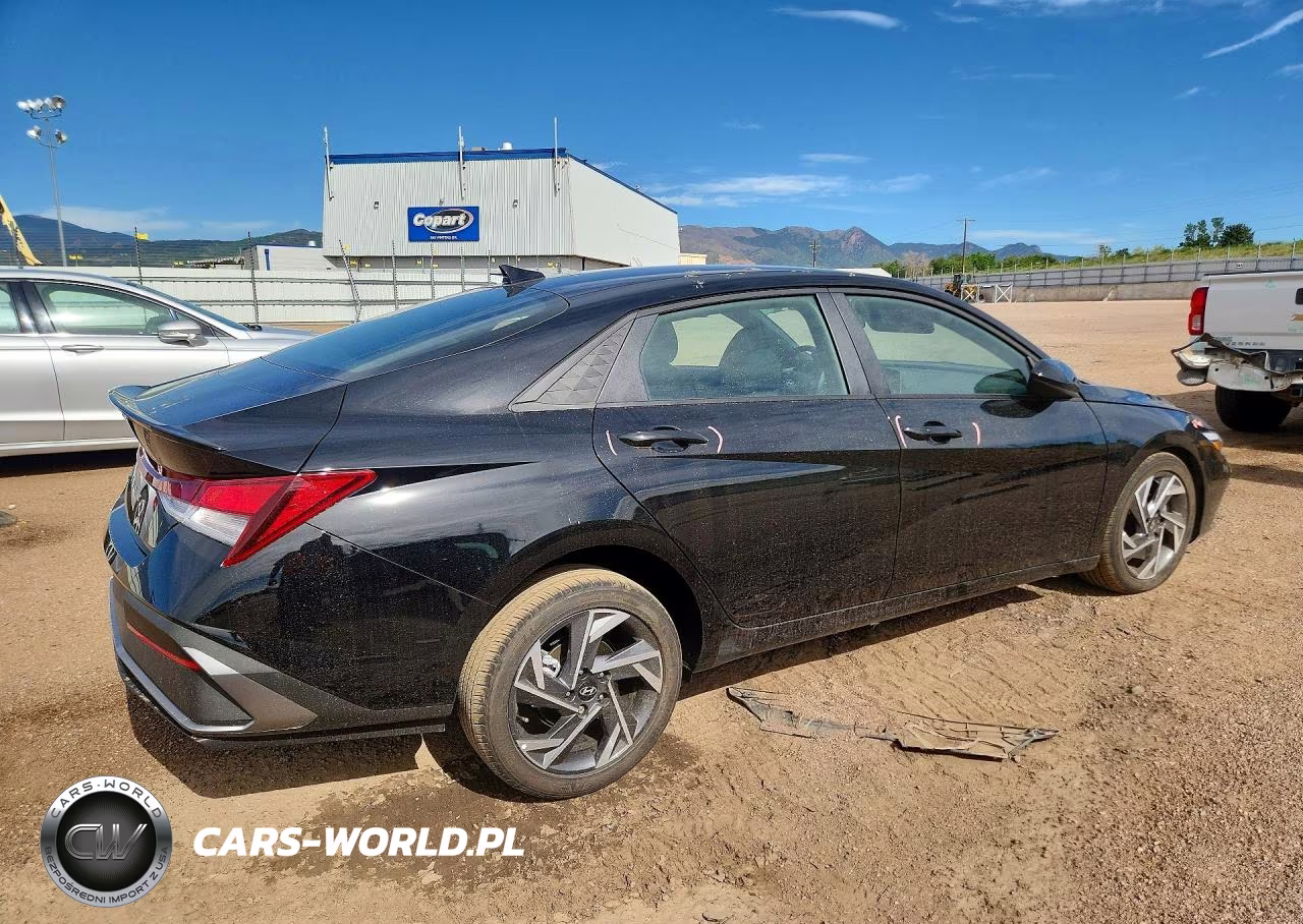 2025 Hyundai Elantra Sel Sport VIN:KMHLM4DG1SU000614 - 3