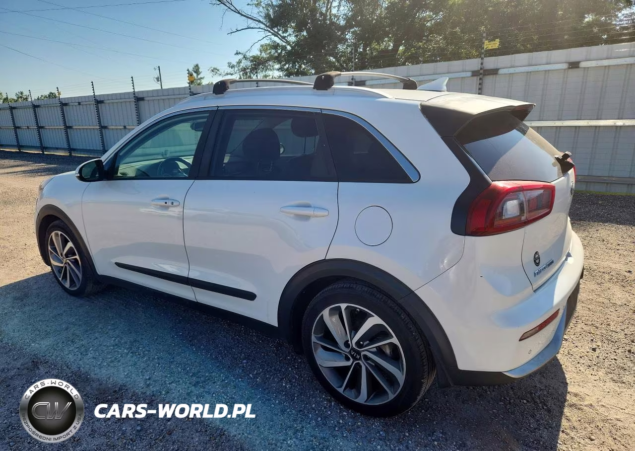 2018 Kia Niro Touring VIN:KNDCE3LC7J5187005 - 2