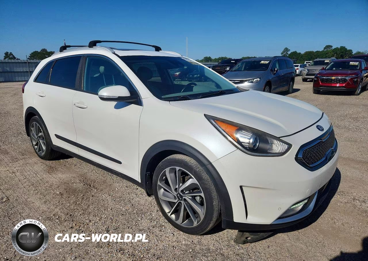 2018 Kia Niro Touring VIN:KNDCE3LC7J5187005 - 4