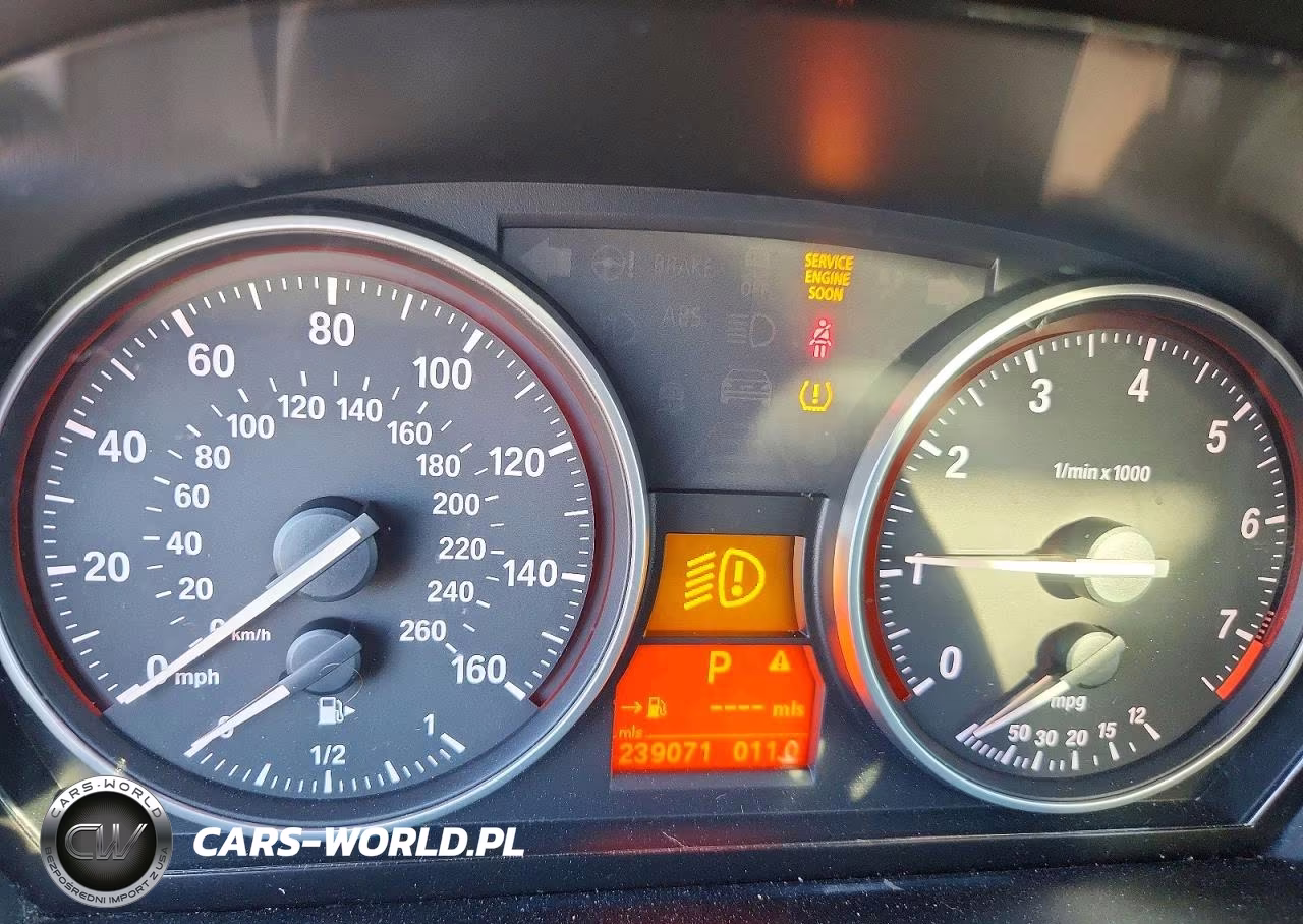 2014 BMW X1 xDrive28I VIN:WBAVL1C54EVR95092 - 9
