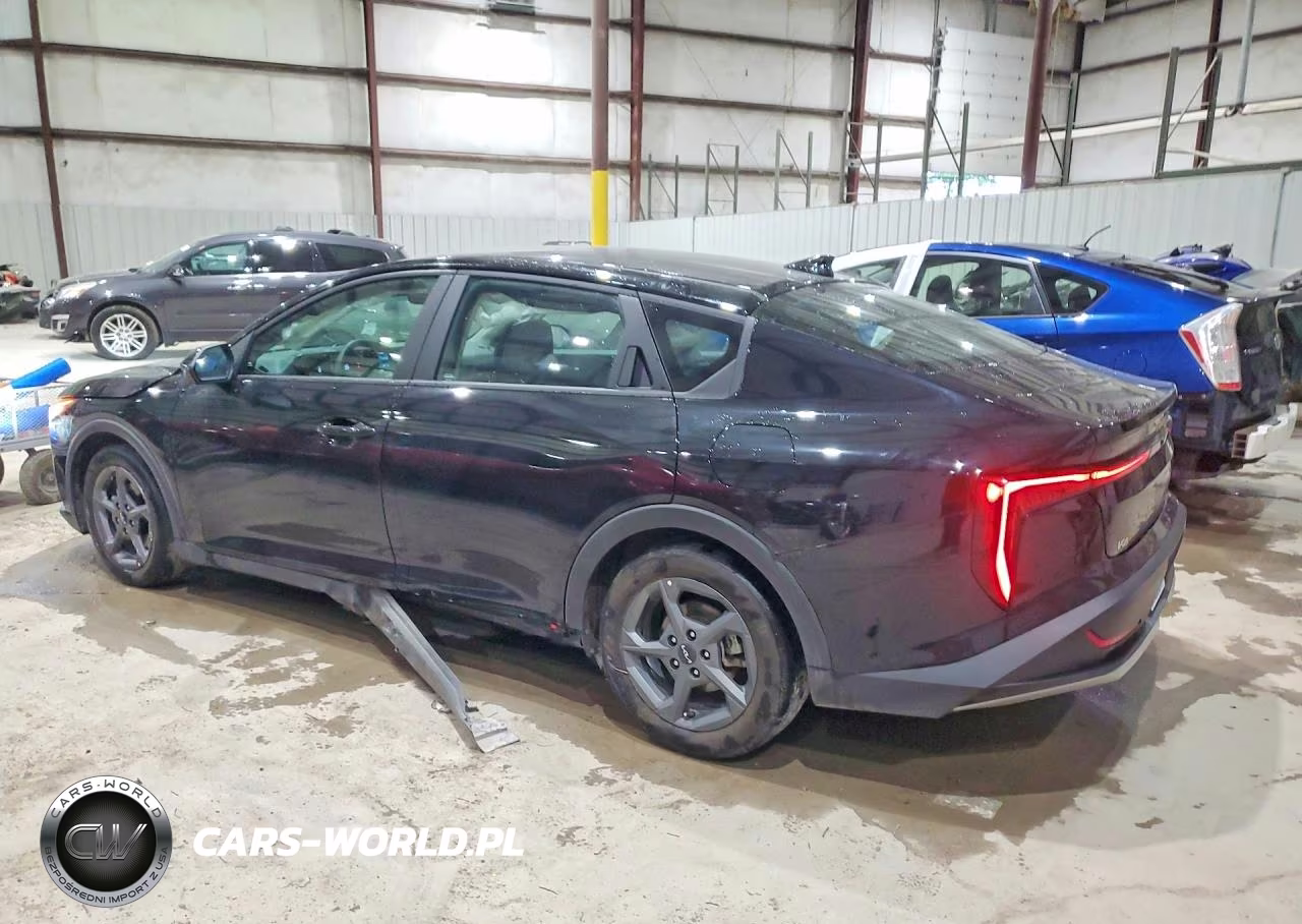2025 Kia K4 Lxs VIN:3KPFT4DE3SE017870 - 2