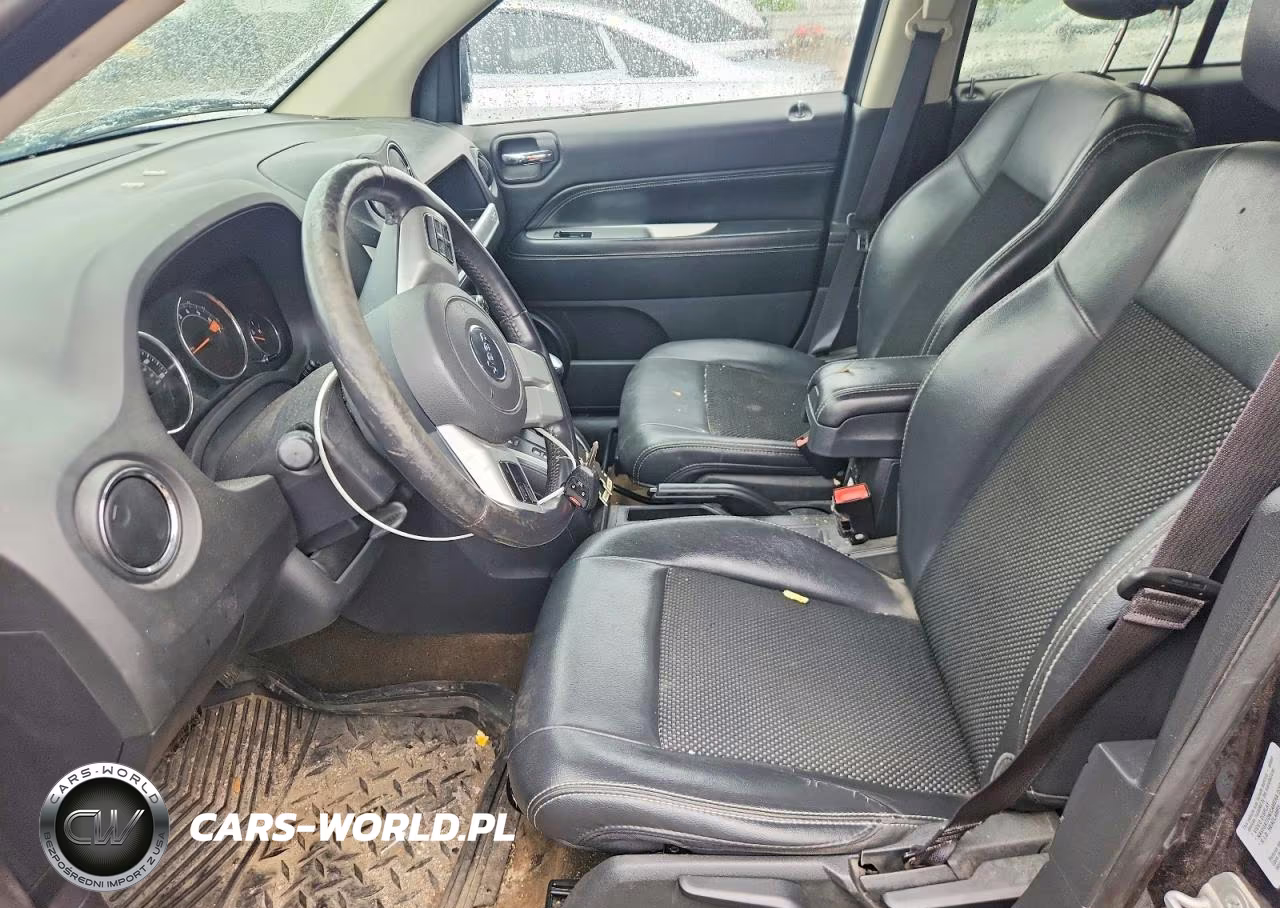2015 Jeep Compass Latitude VIN:1C4NJCEB6FD110230 - 7