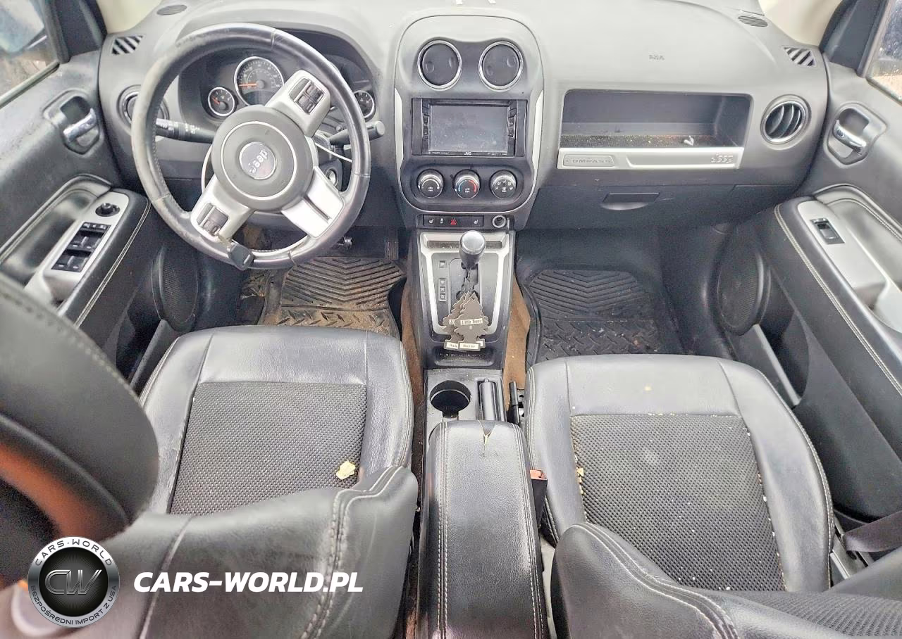 2015 Jeep Compass Latitude VIN:1C4NJCEB6FD110230 - 8