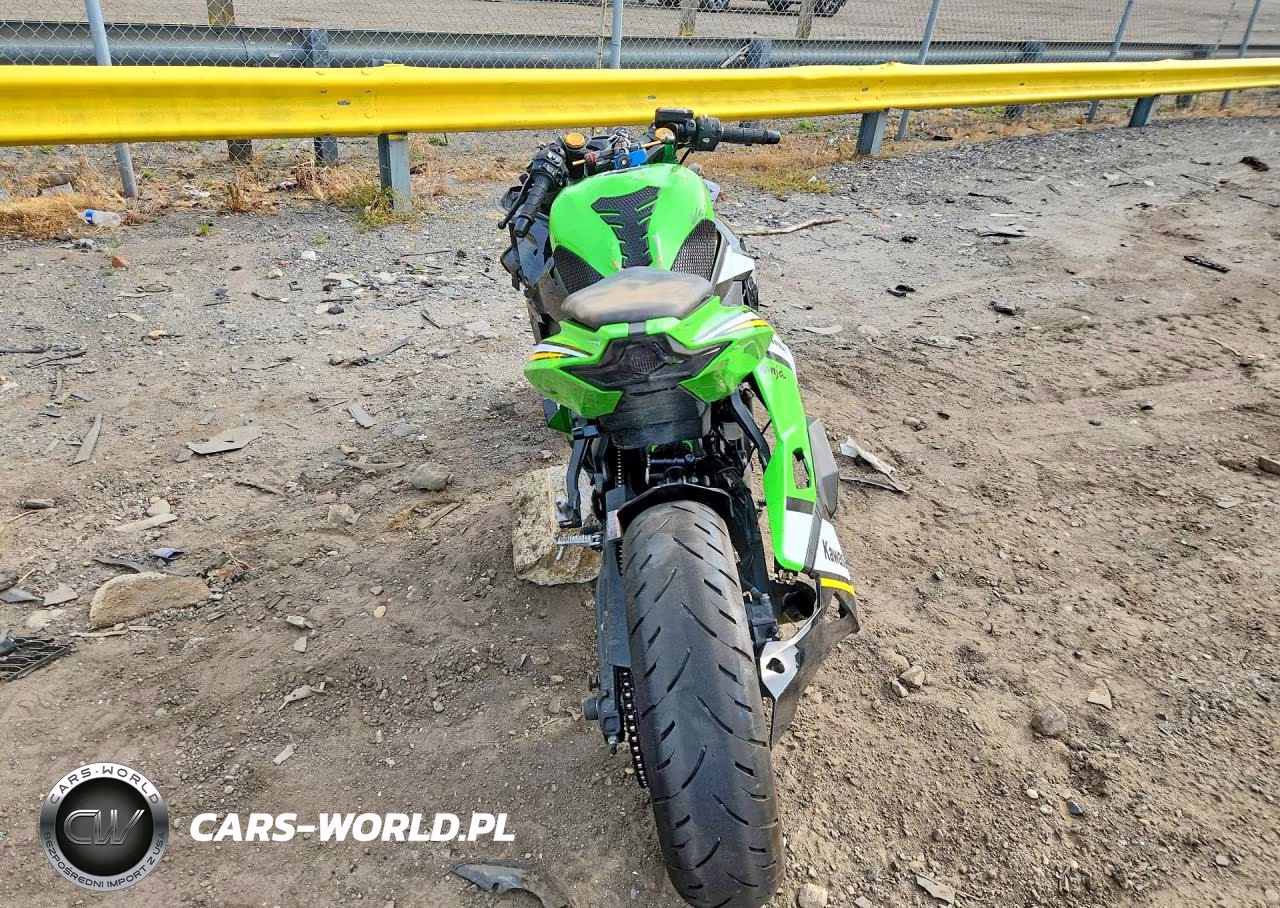 2025 Kawasaki Ninja Zx VIN:ML5ZXCS18SDA42600 - 4