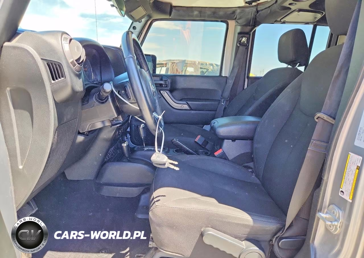 2018 Jeep Wrangler Unlimited Sport VIN:1C4BJWDG0JL855832 - 7