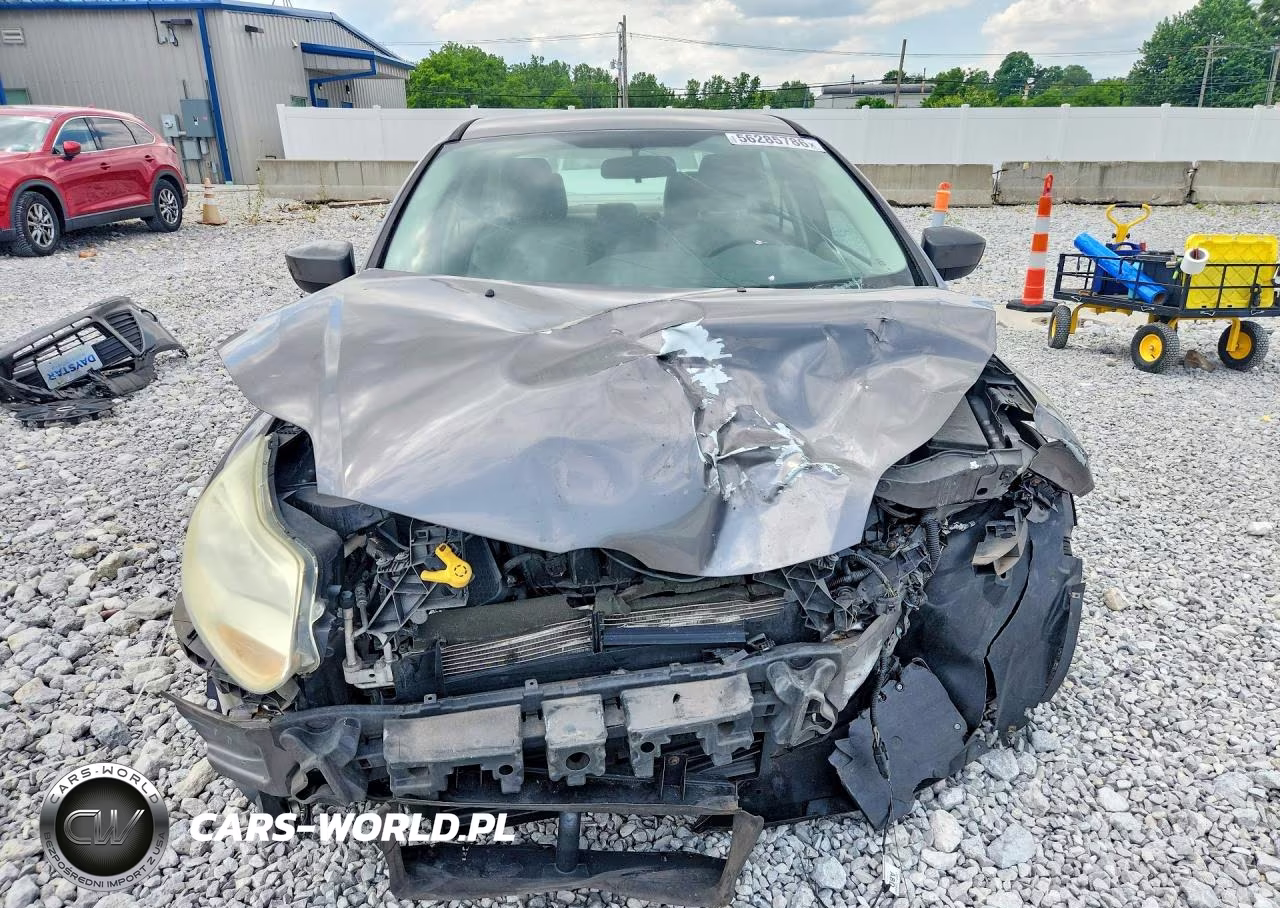 2012 Ford Focus Se VIN:1FAHP3F25CL334641 - 5