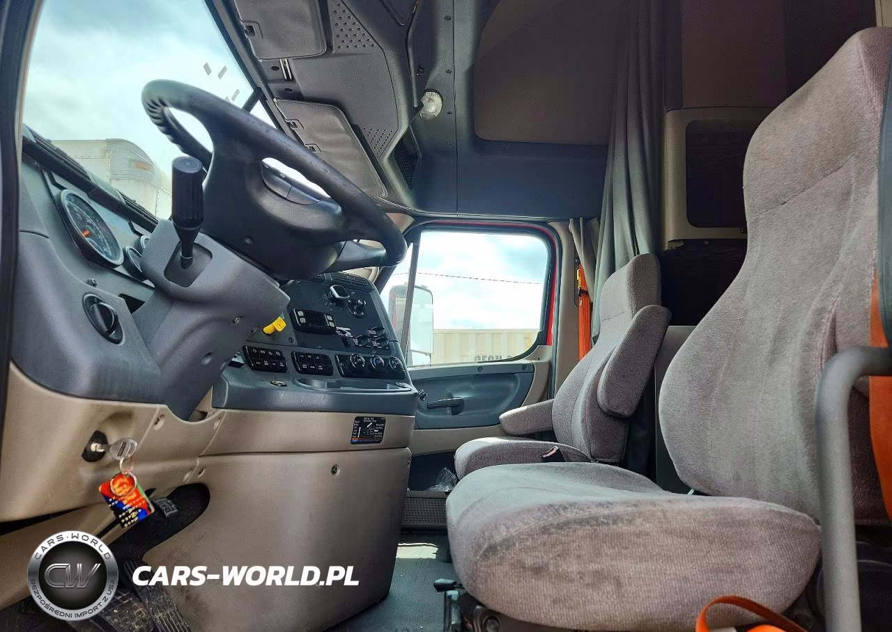 2018 Freightliner Cascadia 125 Semi Truck VIN:1FUJGLDR0JLJK4885 - 5