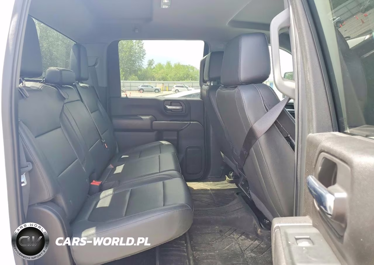 2023 Chevrolet Silverado K3500 VIN:2GC4YSEY7P1712105 - 10