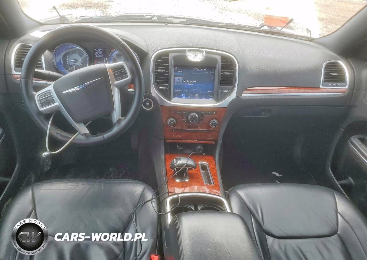 2014 Chrysler 300 VIN:2C3CCAAG8EH190062 - 8