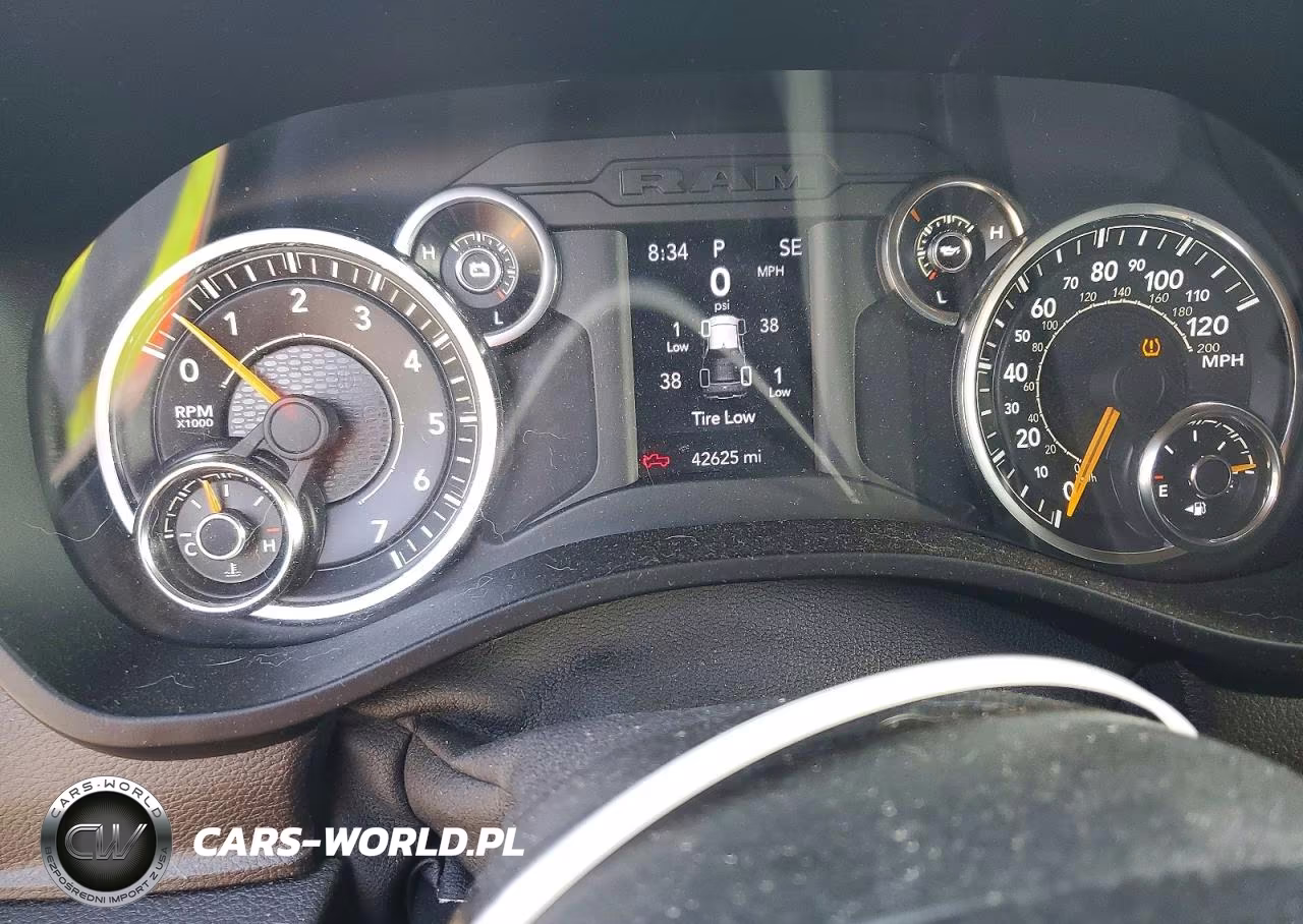 2021 Ram 1500 Big Horn VIN:1C6SRFBT8MN787255 - 9