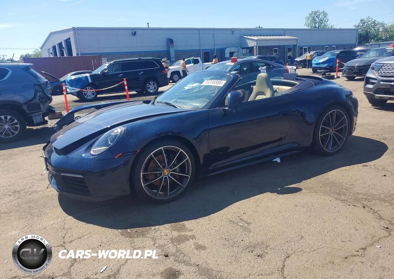 2022 Porsche 911 Carrera