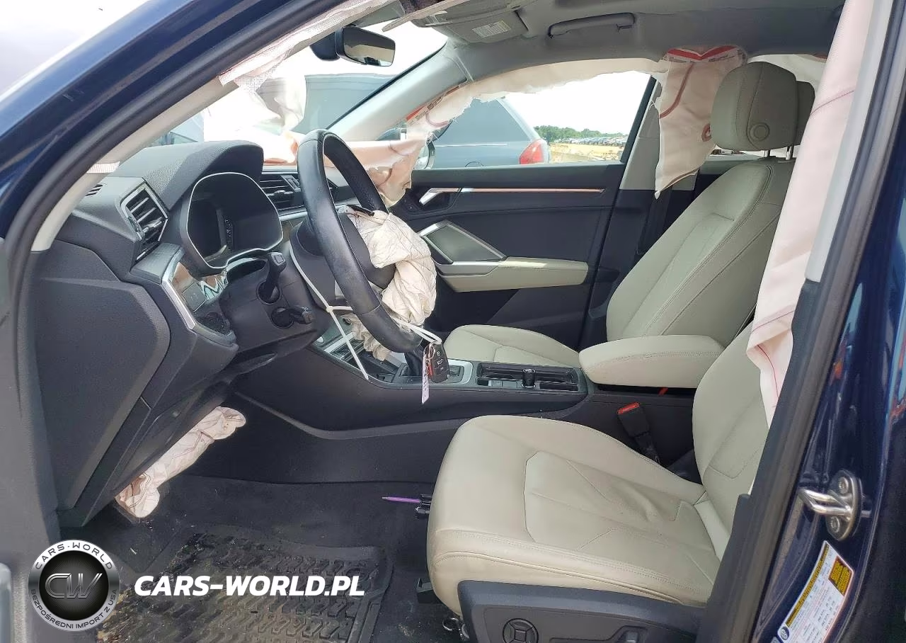 2020 Audi Q3 Premium Plus VIN:WA1BECF34L1092543 - 7