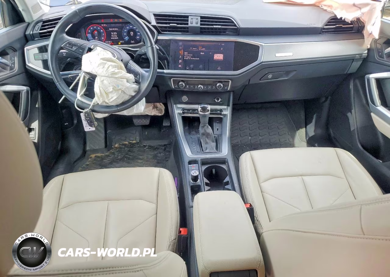 2020 Audi Q3 Premium Plus VIN:WA1BECF34L1092543 - 8