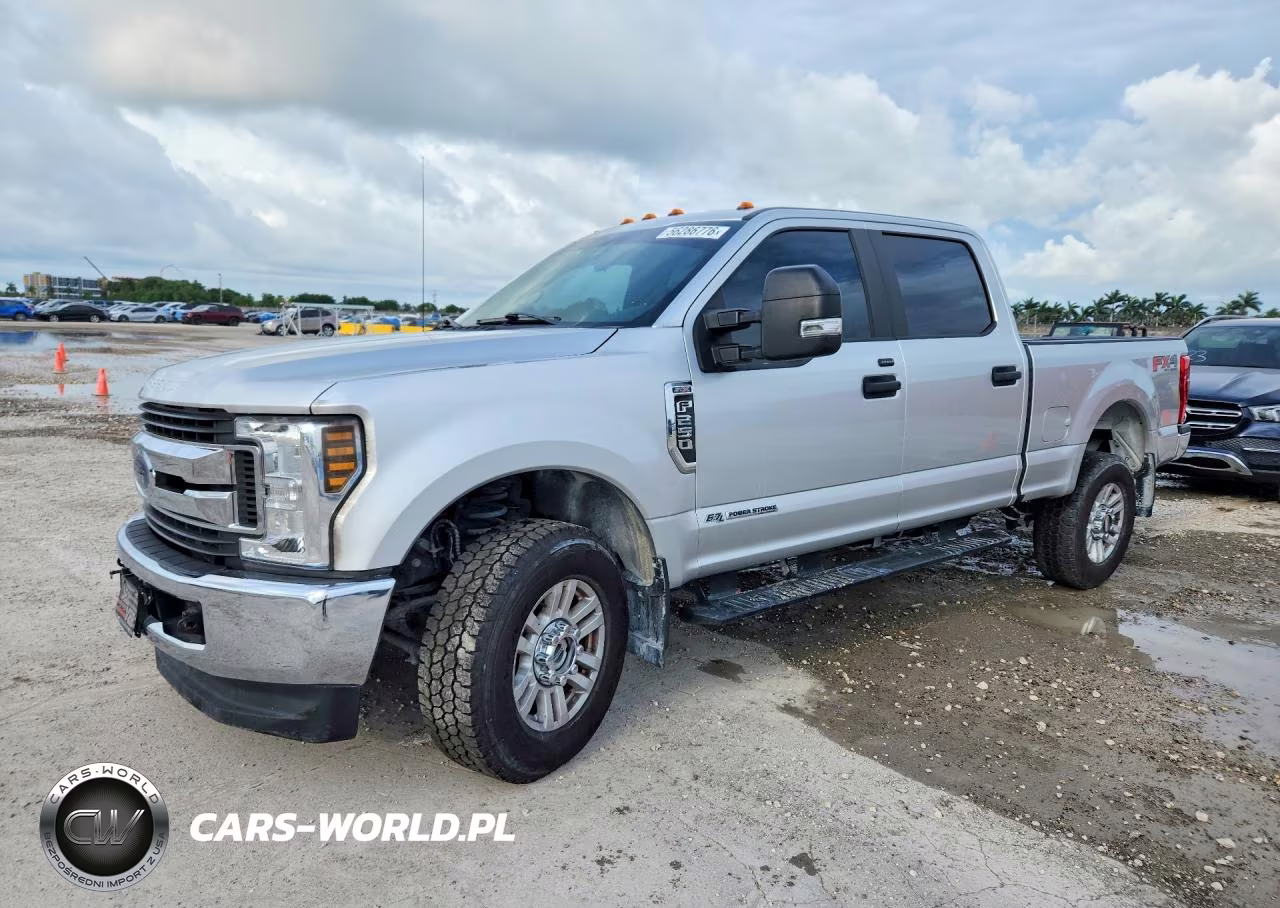 2018 Ford F250 Super Duty – zdjęcie 1 z 12