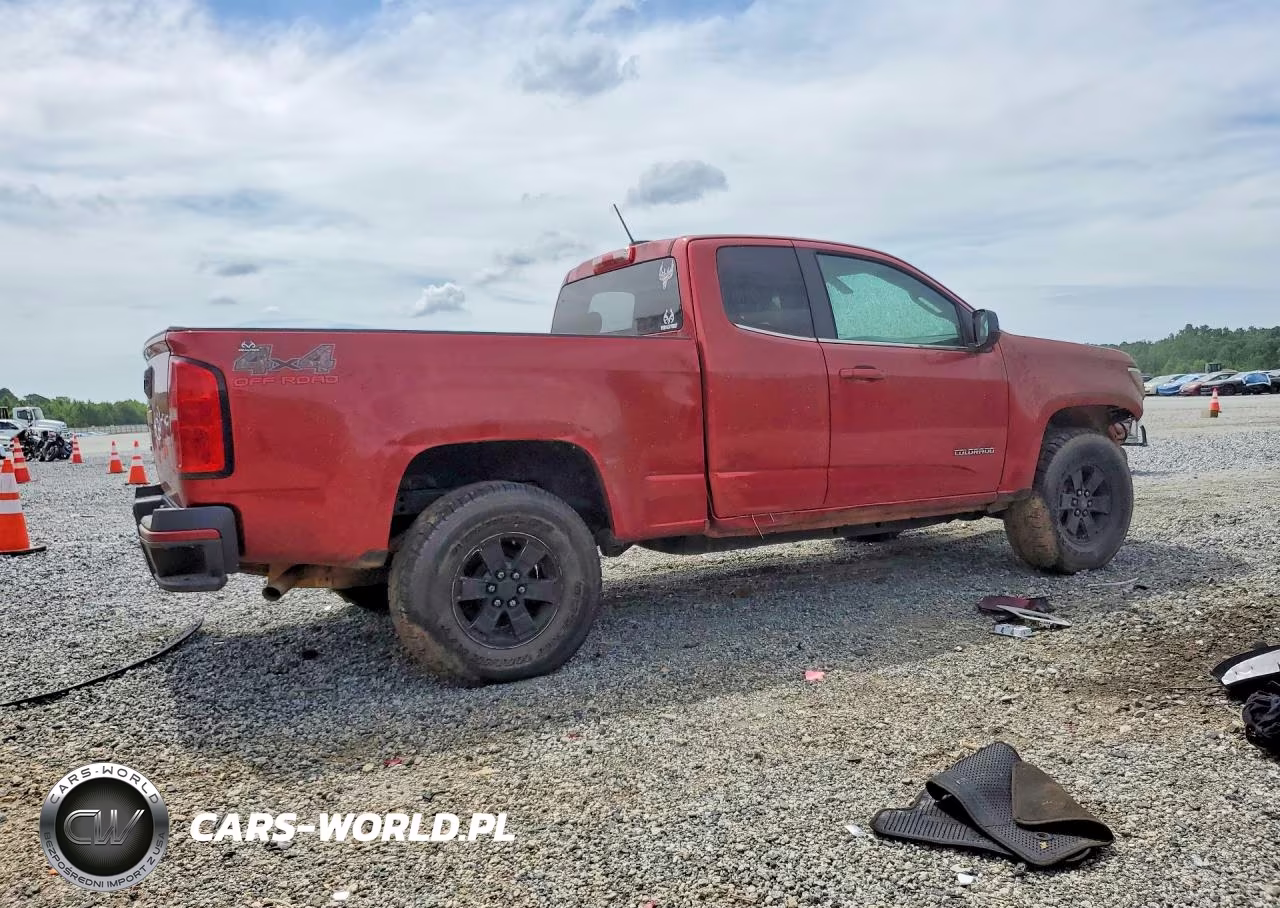 2016 Chevrolet Colorado VIN:1GCHSBEA8G1371907 - 3