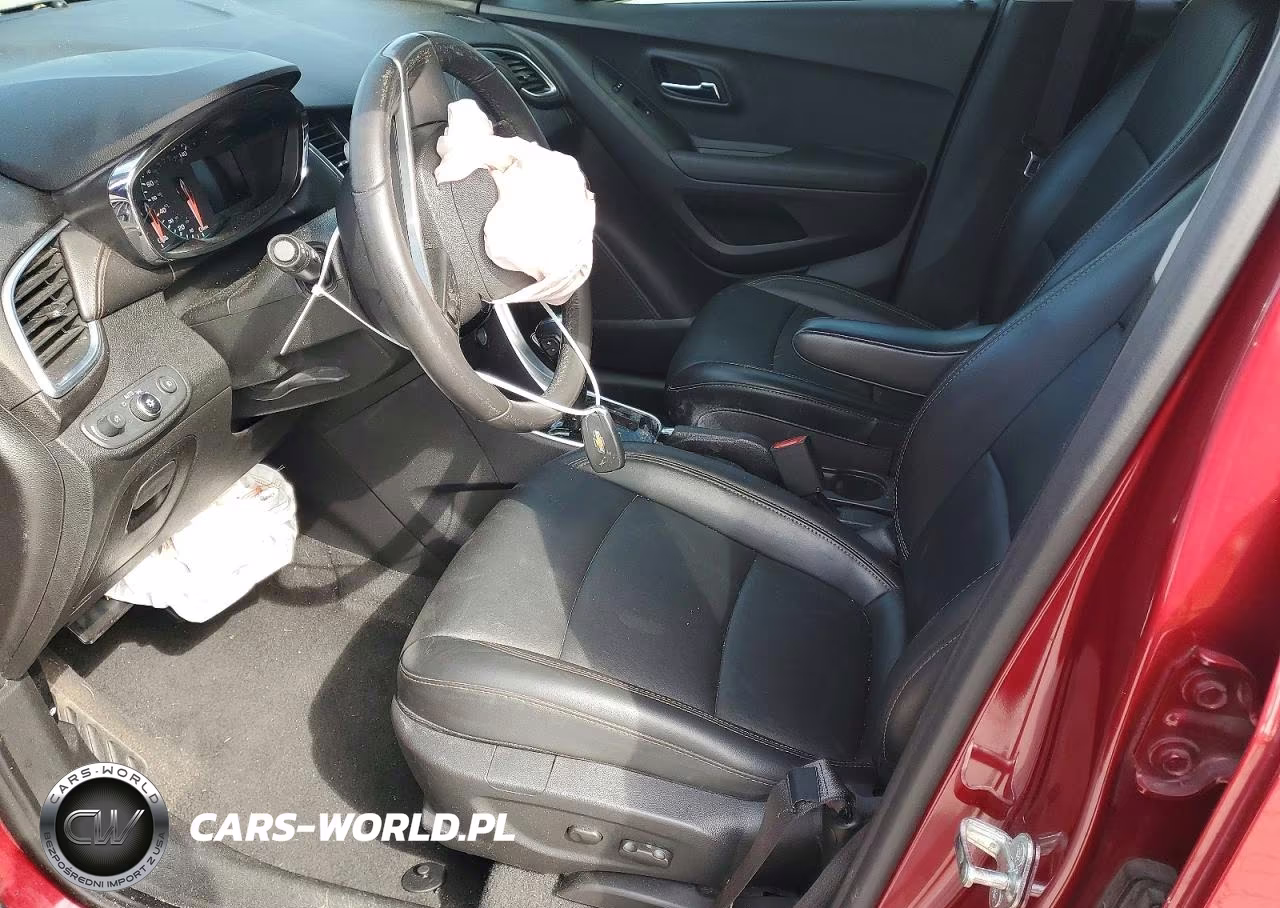 2020 Chevrolet Trax Premier VIN:3GNCJMSB3LL233840 - 7