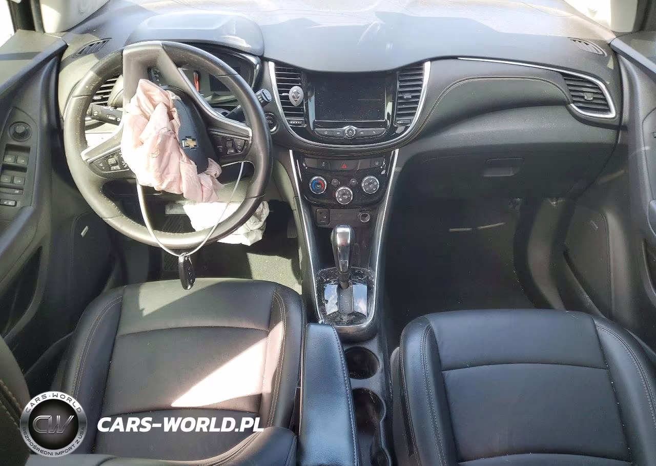 2020 Chevrolet Trax Premier VIN:3GNCJMSB3LL233840 - 8